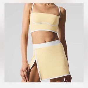 Alo yoga yellow set